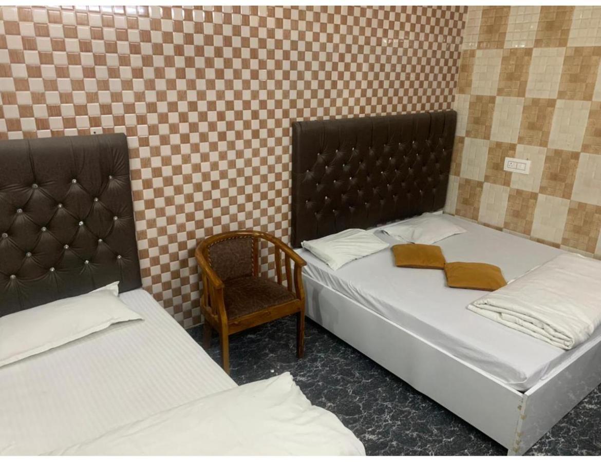 Shivam Hotel, Gorakhpur Eksteriør bilde